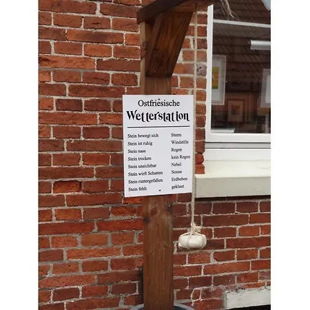 Elsewhere Comfortable *